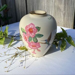 Hand-Painted Vase Decorated Hummingbird & Flowers